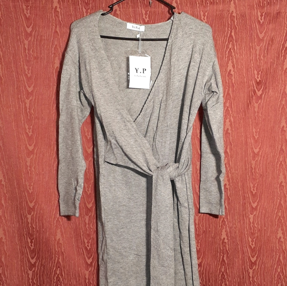 T.P. GRAY WRAP V-NECK LONG SLEEVE LONG DRESS WOMEN'S